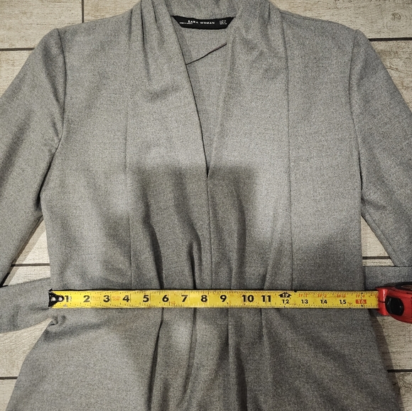 Zara Woman Elegant Flowing Pleated Maxi Dress Gray Long Sleeve Belted M - Picture 4 of 9